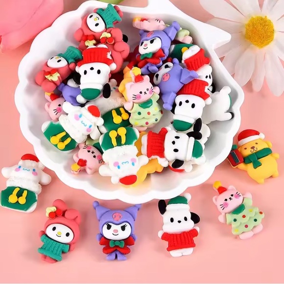 Holiday Szn in Sanrioπ
πΌπβοΈβοΈπ - Picture 4 of 14